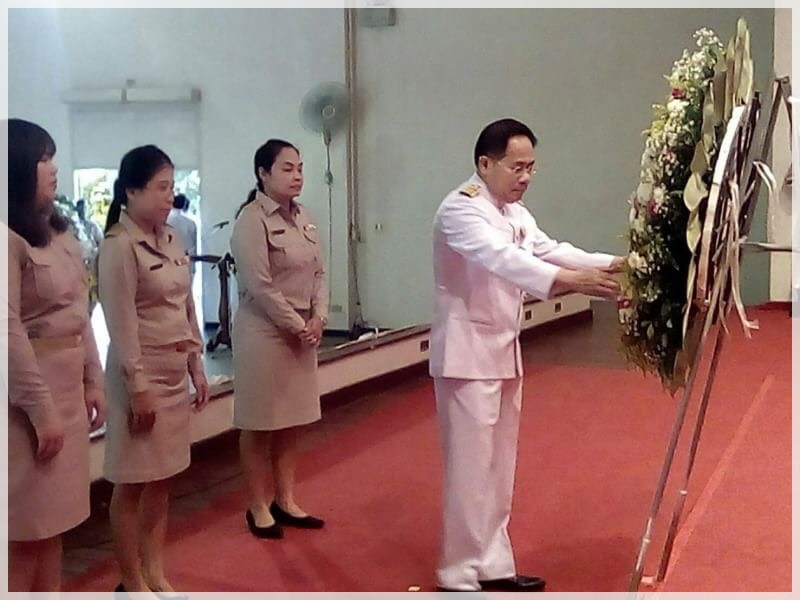 ﻿สำนักงานบังคับคดีจังหวัดกำแพงเพชร ร่วมพิธีวางพวงมาลาเนื่องในวันคล้ายวันสวรรคตสมเด็จพระนารายณ์มหาราช